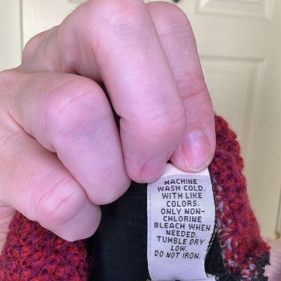 Ruff Hewn Colorful Woven Texture and Solid Black Back w/stretch Side Panels Sm - Picture 9 of 13